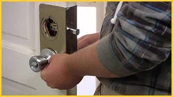 Exclusive Locksmith Service Fort Washington, PA 215-337-3193 - 13-lock-replace